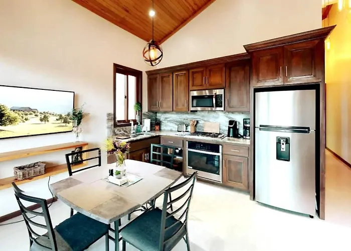 Private Beachfront Estate&concierge San Pedro (Ambergris Caye)