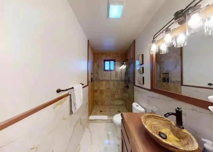 Villa Private Beachfront Estate&concierge *