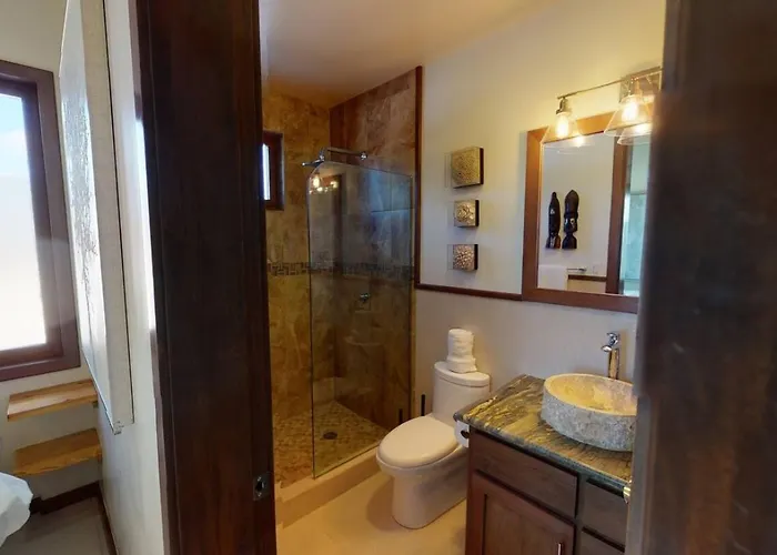 Villa Private Beachfront Estate&concierge