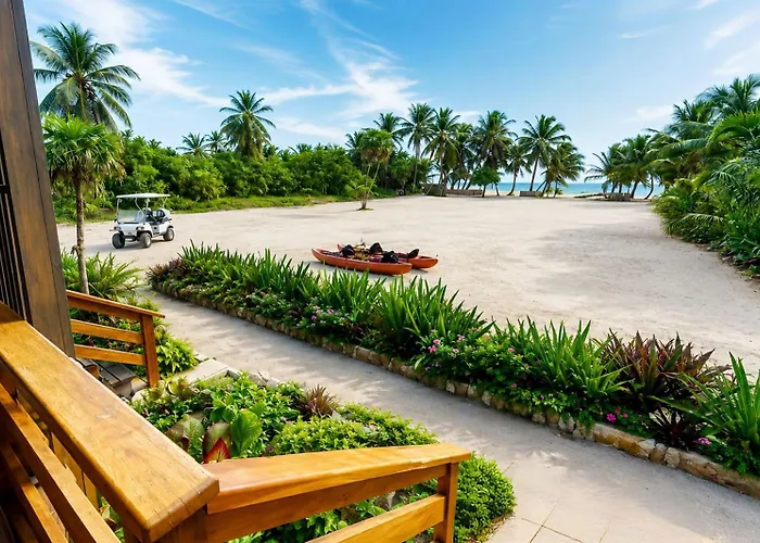 Private Oceanfront Estate & Concierge Villa San Pedro (Ambergris Caye)