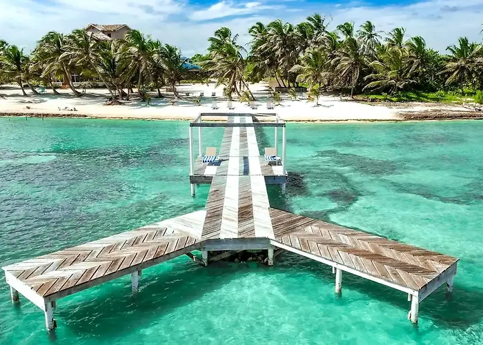 Private Oceanfront Estate & Concierge San Pedro (Ambergris Caye)