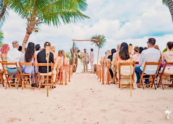 Villa Private Oceanfront Estate & Concierge San Pedro (Ambergris Caye)