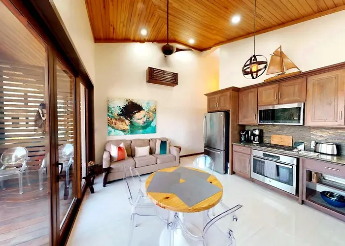 Private Beachfront Estate&concierge Villa